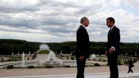 Macron Poutine Versailles Perfection Masculin