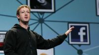 Zuckerberg Facebook Eglise communautés contrôle groupes