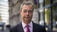 Nigel Farage trahison Brexit contrôle migratoire