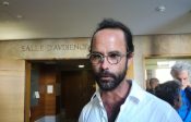 Le passeur de migrants Cédric Herrou, condamné en appel, appelle à la désobéissance civile