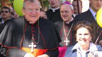 Le cardinal Raymond Burke lors de la Marche  pour la vie à Rome en  mai 2017.