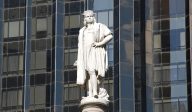 Le maire de New York, Bill de Blasio, envisage de faire enlever la statue de Christophe Colomb