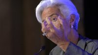 Christine Lagarde, présidente du Fonds monétaire international, met en garde contre les changements démographiques. D'ici 2030, le Japon devrait devenir le premier pays "ultra-âgé". Les plus de 65 ans représenteront alors28% de la population.