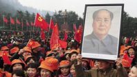 Les comités du parti communiste chinois étudient les livres de Mao