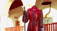 La statue de St Junipero Serra décapitée à Santa-Barbara, Californie