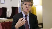 Jeffrey Sachs dangereuse rhétorique Donald Trump