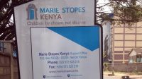 Marie Stopes International distribue des implants contraceptifs aux mineures au Kenya, à l’insu de leurs parents
