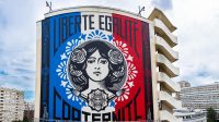 symboles Marianne bureau Emmanuel Macron oeuvre Shepard Fairey