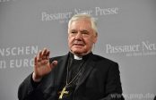 Cardinal Müller : l’unité de l’Eglise serait menacée de destruction si les conférences épiscopales avaient le dernier mot sur les traductions des textes liturgiques