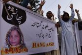Des manifestants islamistes veulent mettre à mort Asia Bibi