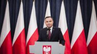 Pologne – Le président Duda signe la loi mémorielle sur la Shoah, Israël espère encore sa modification