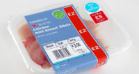 Poulet sous plastique : les jeunes Britanniques refusent de toucher la viande crue