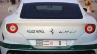 plaques immatriculation digitales Dubai police véhicules