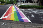 Tous ces passages piétons arc-en-ciel «&nbsp;vandalisés&nbsp;»&nbsp;: le lobby LBGT scandalisé&nbsp;!