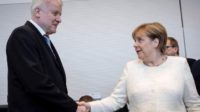 Le compromis Merkel-Seehofer sur l’immigration déplace le problème, l’Autriche menace de contrôler ses frontières