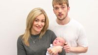 Tom et Kate, les parents d’Alfie Evans, ont eu un deuxième fils : le petit Thomas est en pleine santé