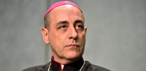 défendre pape Francois Mgr Tucho Fernandez Carlo Maria Vigano