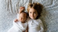 Bébés sur mesure : des médecins britanniques proposent leurs « services » pour laisser des parents choisir le sexe des enfants