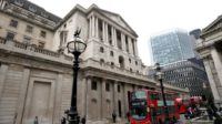 La Banque d’Angleterre menace de remonter ses taux en cas de Brexit sans accord