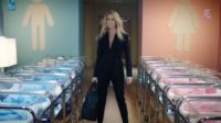 Du noir et des têtes de mort : Céline Dion lance une ligne de vêtements pour enfants non genrée