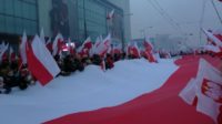 Marche de l’Indépendance : mobilisation des Polonais face à ceux qui voulaient leur interdire de manifester leur attachement à la Pologne