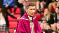 Assauts secret confession Etats Unis évêques résistent non-négociable