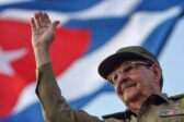 Medvedev souhaite son 92e anniversaire à Raul Castro et salue les « idéaux » communistes de Cuba