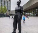 A Rotterdam, la statue de notre futur est noire