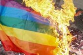 Les individus qui se revendiquent « LGBT » sont assez nombreux à redevenir « hétérosexuels »