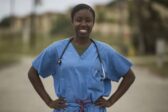 Pour lutter contre le racisme dans les soins, des infirmiers reçoivent des cours sur les « préjugés implicites »