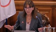 Anne Hidalgo carrément dingo