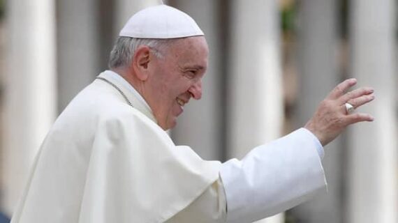 Le Vatican autorisé une forme de bénédiction des homosexuels  Benediction-Homos-Incomprehension-Catholiques-e1703189977333