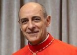 Le cardinal Fernandez renie son ouvrage pornographique, “La Passion mystique”