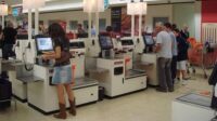 caisses automatiques supermarchés flop