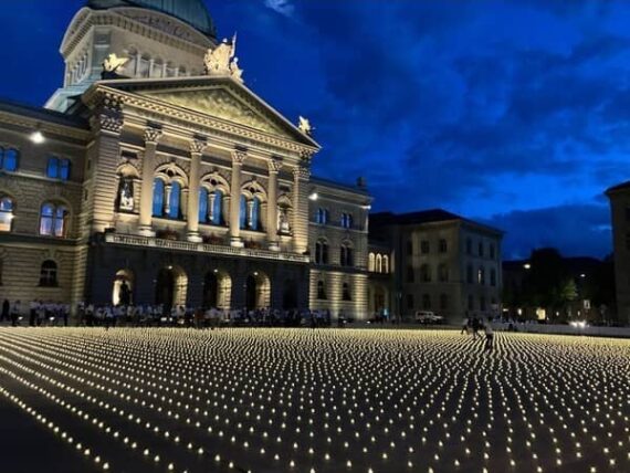 12.000 bougies vies éteintes