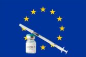 Alors qu'elle vient d'être épinglée sur les achats de vaccins, von der Leyen est confirmée à la Commission