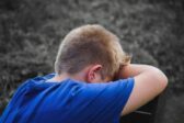 Les enfants « trans » dépistés pour autisme