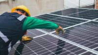 dispositifs communicants panneaux solaires