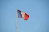 Dette : la France garde son « double A »