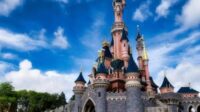 Faux mariage Disneyland enfant