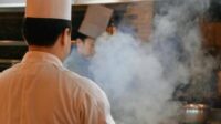 métier gauche cuisiner gens