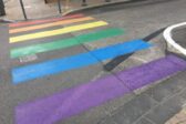 L’administration Trump en guerre contre les passages piétons LGBT