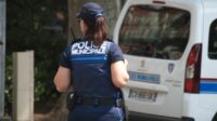 gauche refuse désarmer policiers