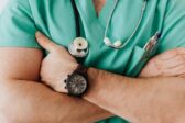 Le recours au diagnostic par l’IA entraîne la perte de compétences chez les médecins