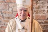 Un archevêque argentin veut interdire la communion sur la langue