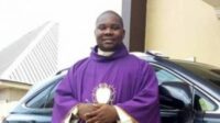 prêtre assassiné embuscade Nigeria