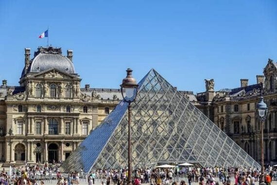 Cambriolage Louvre musée tourmente