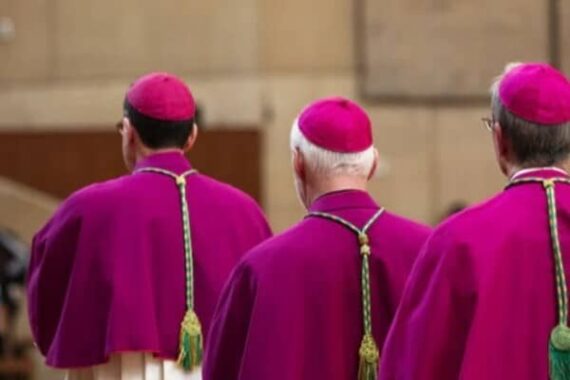 Eglise Italie identités transgenres