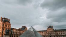 Louvre arrestations fraude billetterie