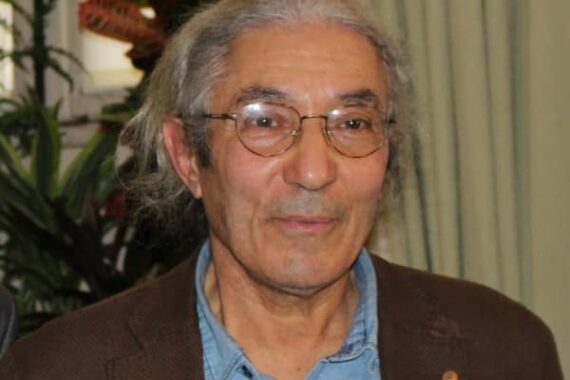 Aucun entre eux écouté